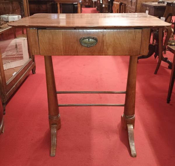 Stodola.cz - Šicí stolek